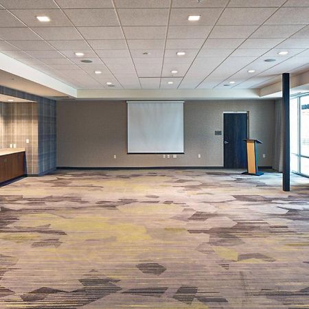 Courtyard By Marriott Appleton Riverfront Extérieur photo
