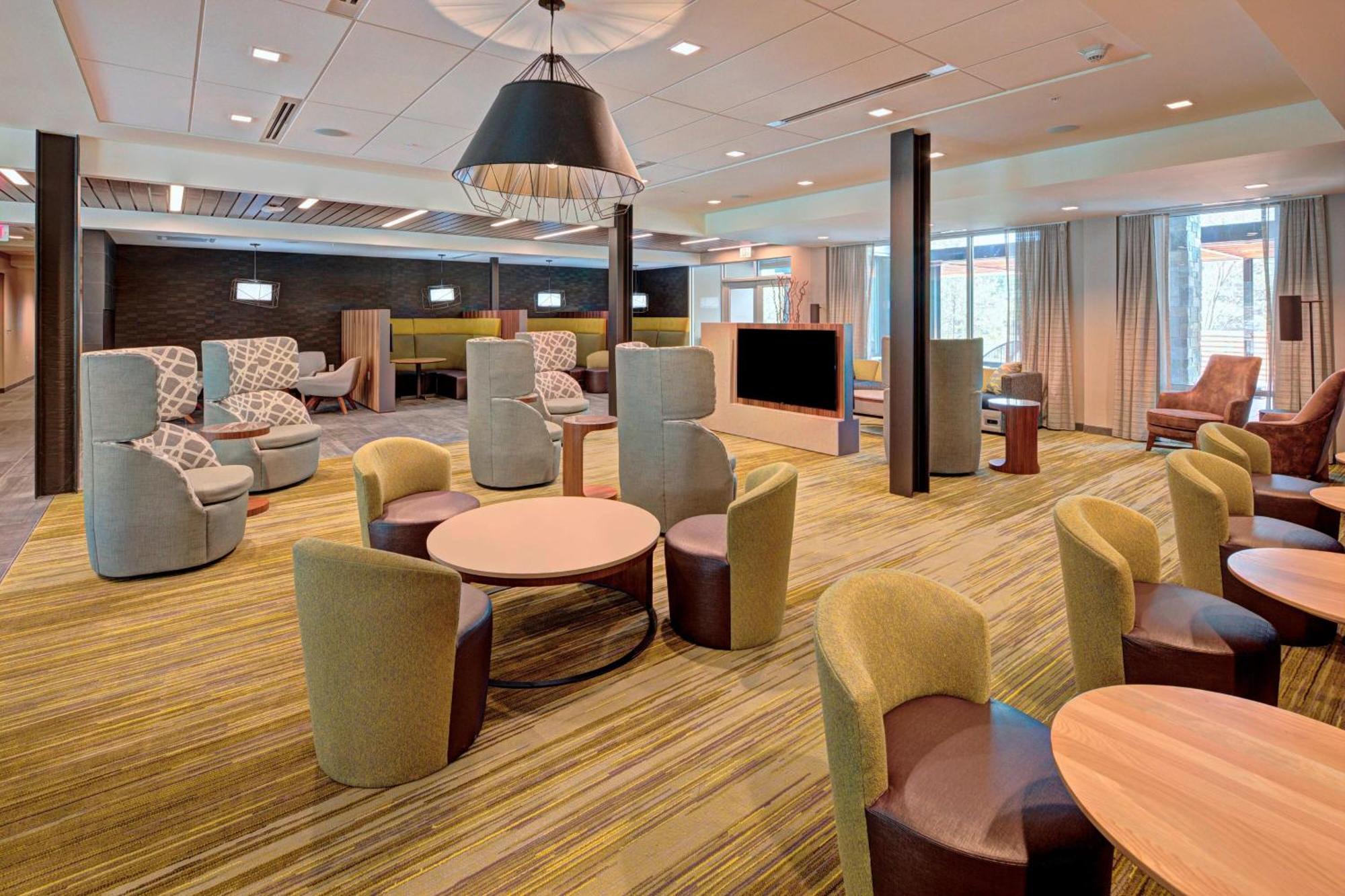 Courtyard By Marriott Appleton Riverfront Extérieur photo